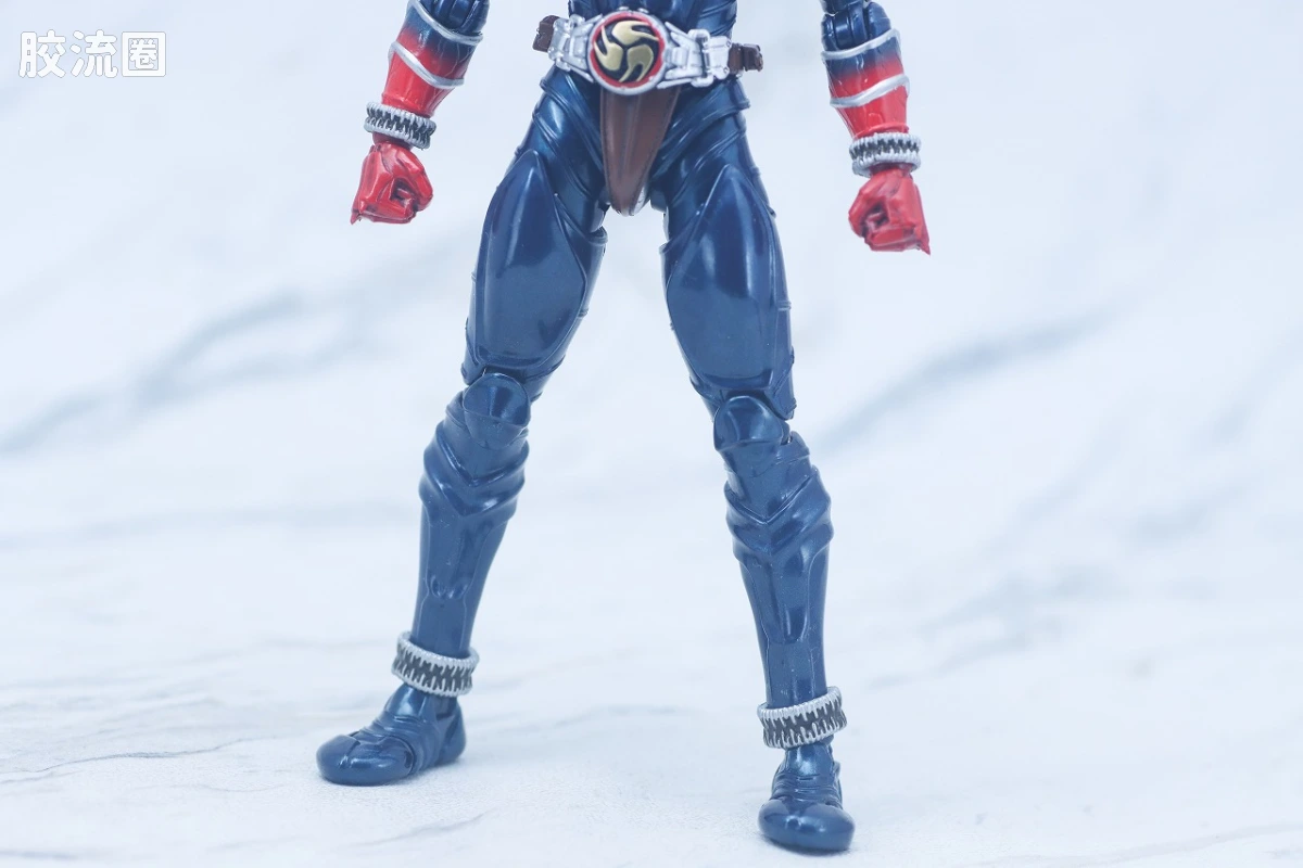 SHF 真骨雕假面骑士系列 假面骑士响鬼 20th Anniversary Ver. - 图片